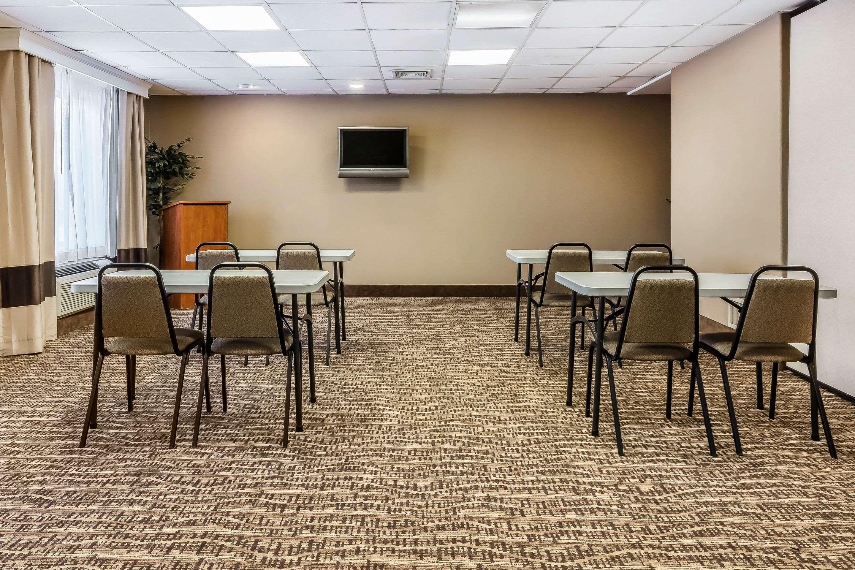 Hotel Comfort & Airport-american Way Memphis