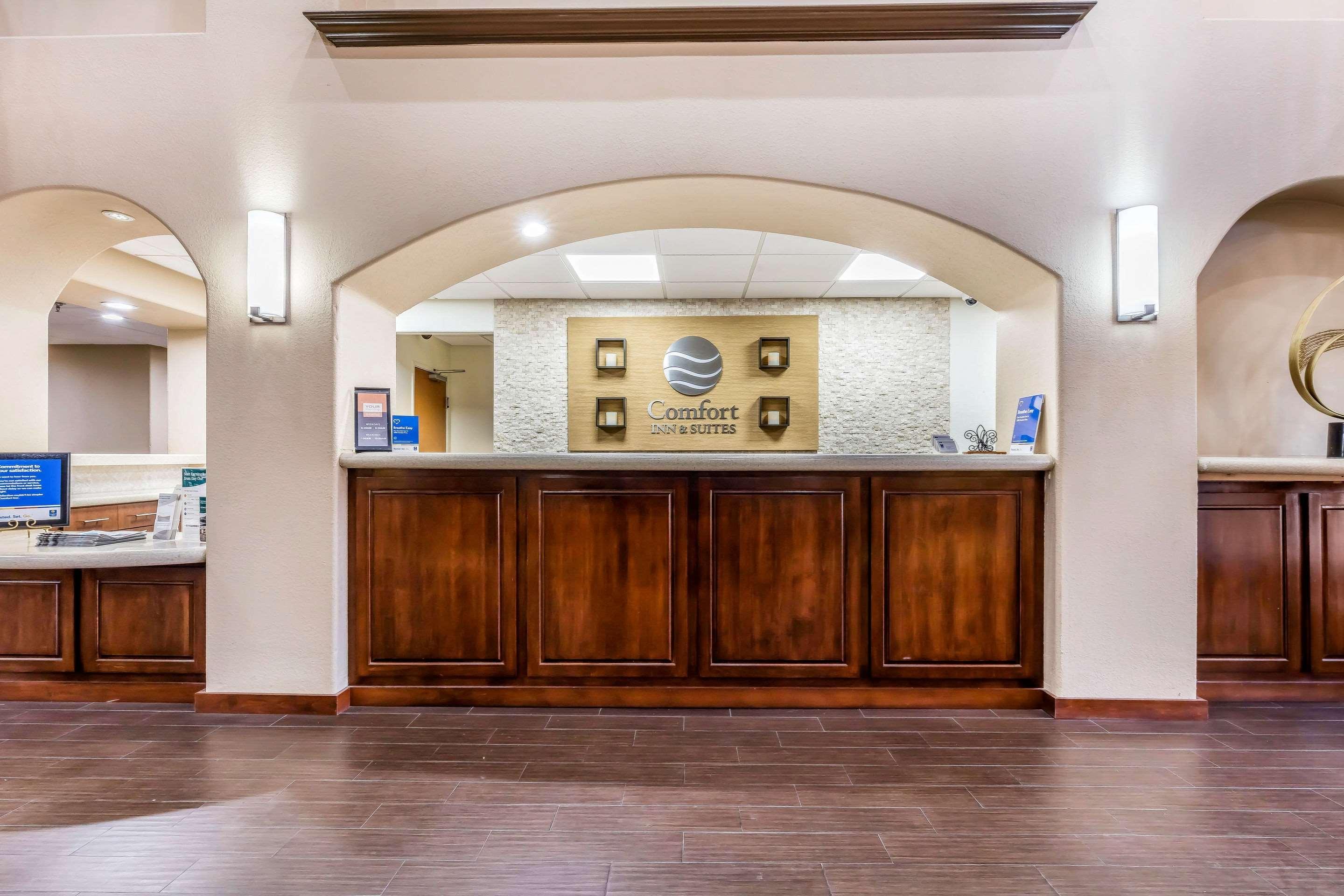 Hotel Comfort & Airport-american Way Memphis