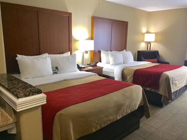 Comfort & Airport-american Way 2*