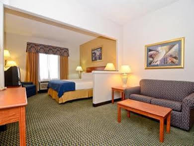 Comfort & Airport-american Way Hotel
